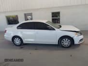 ✅ 2016 Volkswagen Jetta S • VIN: 3VW267AJ3GM388952 • Lot: 43614486. Wystawiony na IAAI z przebiegiem 107 106 mil. Bezpłatny archiwum sprzedaży aukcyjnych z USA i szczegółowy raport historii pojazdu na DreamBid. Zdjęcie 13.