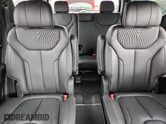 ✅ 2023 Hyundai Palisade Calligraphy • VIN: KM8R7DGE9PU504010 • Лот: 85563985. Опубликован ранее на Copart с пробегом 30 466 миль. Бесплатный доступ к архиву аукционных продаж из США и подробный отчёт об истории автомобиля на DreamBid. Изображение 10.