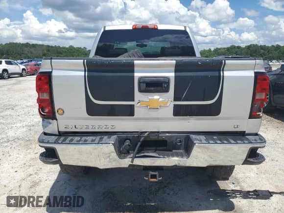 2016 Chevrolet Silverado 1500 LT z VIN 3GCUKREC1GG191310, wystawiony jako Copart lot #60115575 z przebiegiem Nie podano mil oraz Czysty tytuł • Clean title. Historia ofert i sprzedaży dostępna na DreamBid. Obrazek 6.