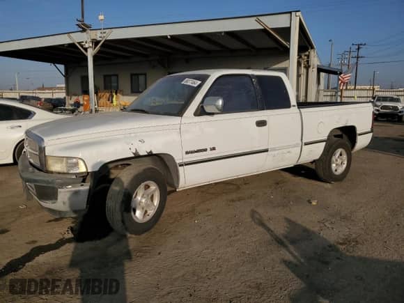 1997 Dodge 1500 с VIN 3B7HC13YXVG827475, выставлен на аукционе Copart как лот 86077464 с пробегом 210 679 миль миль и Чистый • Clean title. История ставок и продаж доступна на DreamBid. Изображение 1.