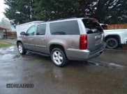 ✅ 2007 Chevrolet Suburban LT • VIN: 3GNFK16387G309028 • Лот: 96000355. Опубликован ранее на Copart с пробегом 191 357 миль. Бесплатный доступ к архиву аукционных продаж из США и подробный отчёт об истории автомобиля на DreamBid. Изображение 3.