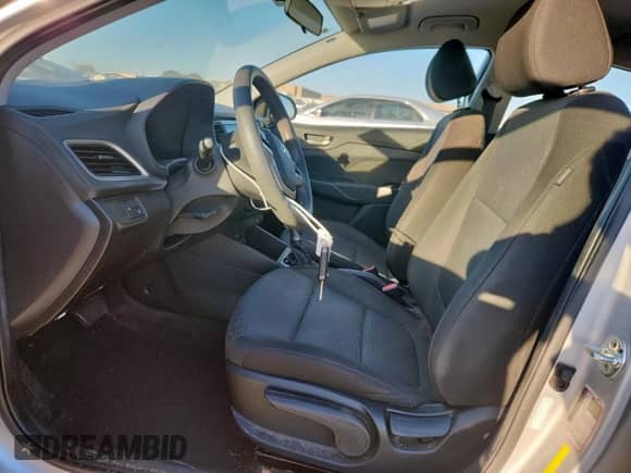 2020 Hyundai Accent SE z VIN 3KPC24A69LE123034, wystawiony jako Copart lot #85939755 z przebiegiem 20 536 mil mil oraz Szkoda całkowita • Salvage title. Historia ofert i sprzedaży dostępna na DreamBid. Obrazek 7.