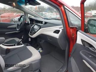 ✅ 2020 Chevrolet Bolt EV LT • VIN: 1G1FY6S02L4126725 • Lot: 41247846. Wystawiony na IAAI z przebiegiem 13 882 mil. Bezpłatny archiwum sprzedaży aukcyjnych z USA i szczegółowy raport historii pojazdu na DreamBid. Zdjęcie 5.