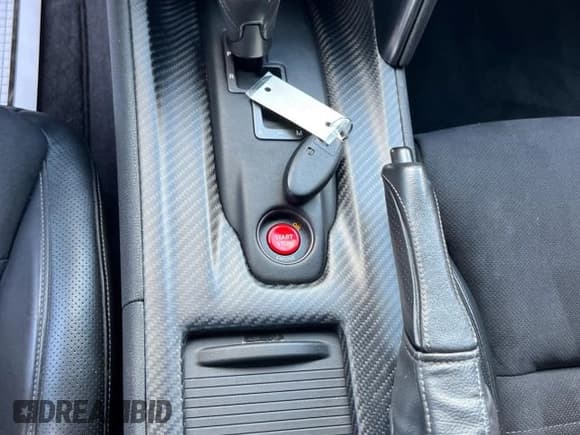 ✅ 2013 Nissan GT-R Premium • VIN: JN1AR5EF5DM260772 • Lot: 42827935. Listed on Copart with 46,427 mi. Free auction sales archive from the USA and detailed vehicle history report at DreamBid. Image 9.