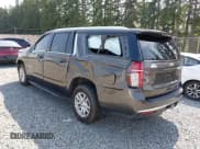 ✅ 2021 Chevrolet Suburban LT • VIN: 1GNSKCKD0MR254109 • Lot: 42569011. Wystawiony na IAAI z przebiegiem 82 465 mil. Bezpłatny archiwum sprzedaży aukcyjnych z USA i szczegółowy raport historii pojazdu na DreamBid. Zdjęcie 3.