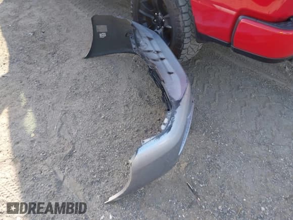 ✅ 2003 Honda Accord LX • VIN: 1HGCM72233A035334 • Lot: 42098703. Wystawiony na IAAI z przebiegiem 200 170 mil. Bezpłatny archiwum sprzedaży aukcyjnych z USA i szczegółowy raport historii pojazdu na DreamBid. Zdjęcie 12.