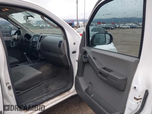 ✅ 2011 Nissan Xterra X • VIN: 5N1AN0NW7BC518154 • Lot: 41908637. Wystawiony na IAAI z przebiegiem 133 880 mil. Bezpłatny archiwum sprzedaży aukcyjnych z USA i szczegółowy raport historii pojazdu na DreamBid. Zdjęcie 5.