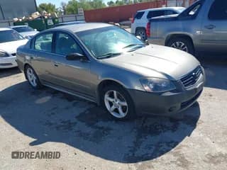 ✅ 2005 Nissan Altima SE • VIN: 1N4BL11D95N919731 • Lot: 43589311. Wystawiony na IAAI z przebiegiem 135 638 mil. Bezpłatny archiwum sprzedaży aukcyjnych z USA i szczegółowy raport historii pojazdu na DreamBid. Zdjęcie 1.