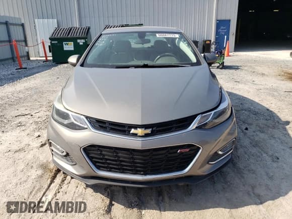 ✅ 2017 Chevrolet Cruze LT • VIN: 1G1BE5SM5H7280260 • Lot: 60887773. Listed on Copart with 77,048 mi. Free auction sales archive from the USA and detailed vehicle history report at DreamBid. Image 5.