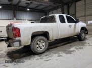 ✅ 2007 Chevrolet Silverado 2500HD 2LT • VIN: 1GCHK29647E507044 • Lot: 87884685. Wystawiony na Copart z przebiegiem Nie podano. Bezpłatny archiwum sprzedaży aukcyjnych z USA i szczegółowy raport historii pojazdu na DreamBid. Zdjęcie 3.