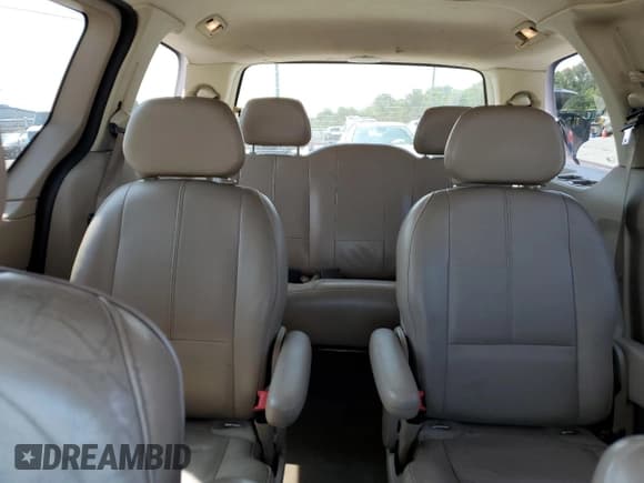 ✅ 2002 Ford Windstar SEL • VIN: 2FMZA53432BA08526 • Lot: 70701034. Listed on Copart with 171,640 mi. Free auction sales archive from the USA and detailed vehicle history report at DreamBid. Image 10.