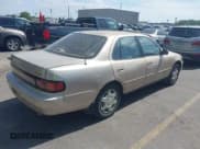 ✅ 1994 Toyota Camry LE • VIN: 4T1GK12E1RU000727 • Лот: 42603586. Опубликован ранее на IAAI с пробегом 211 316 миль. Бесплатный доступ к архиву аукционных продаж из США и подробный отчёт об истории автомобиля на DreamBid. Изображение 4.