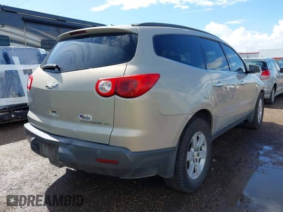 2010 Chevrolet Traverse 1LT с VIN 1GNLRFED9AS128638, выставлен на аукционе IAAI как лот 43179726 с пробегом 187 883 миль миль и . История ставок и продаж доступна на DreamBid. Изображение 4.