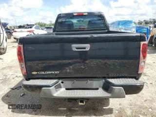 ✅ 2006 Chevrolet Colorado Work Truck • VIN: 1GCCS148468311034 • Лот: 70044054. Опубликован ранее на Copart с пробегом 170 116 миль. Бесплатный доступ к архиву аукционных продаж из США и подробный отчёт об истории автомобиля на DreamBid. Изображение 6.