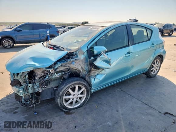 ✅ 2012 Toyota Prius Four • VIN: JTDKDTB30C1012041 • Lot: 82468485. Listed on Copart with 124,582 mi. Free auction sales archive from the USA and detailed vehicle history report at DreamBid. Image 1.