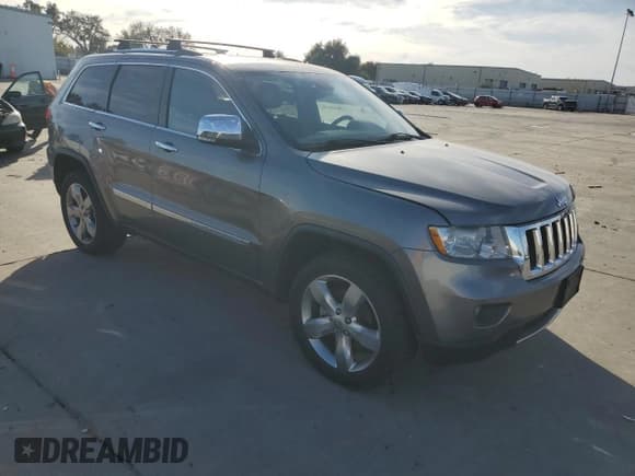 ✅ 2012 Jeep Grand Cherokee Limited • VIN: 1C4RJFBG9CC267710 • Лот: 92069085. Опубликован ранее на Copart с пробегом 211 969 миль. Бесплатный доступ к архиву аукционных продаж из США и подробный отчёт об истории автомобиля на DreamBid. Изображение 4.