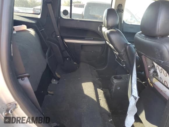 ✅ 2008 Chevrolet HHR LT • VIN: 3GNDA53P98S608373 • Lot: 77525174. Listed on Copart with 147,359 mi. Free auction sales archive from the USA and detailed vehicle history report at DreamBid. Image 10.