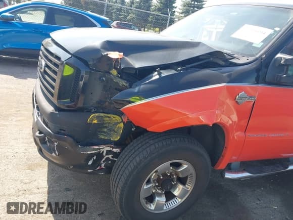 ✅ 2004 Ford F-250 XL • VIN: 1FTNW21P44EC95057 • Lot: 43220194. Listed on IAAI with 286,653 mi. Free auction sales archive from the USA and detailed vehicle history report at DreamBid. Image 6.