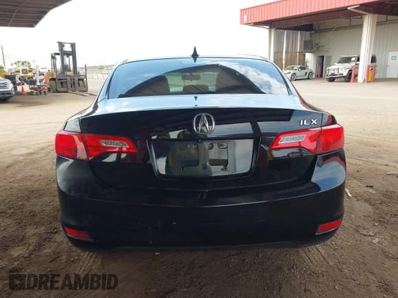 ✅ 2015 Acura ILX • VIN: 19VDE1F33FE006961 • Lot: 42699542. Listed on IAAI with 151,200 mi. Free auction sales archive from the USA and detailed vehicle history report at DreamBid. Image 15.