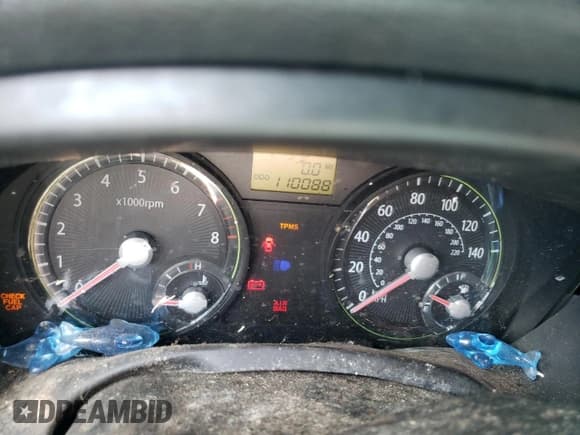 ✅ 2008 Kia Rio SX • VIN: KNADE163186314546 • Lot: 80252625. Wystawiony na Copart z przebiegiem 110 088 mil. Bezpłatny archiwum sprzedaży aukcyjnych z USA i szczegółowy raport historii pojazdu na DreamBid. Zdjęcie 9.