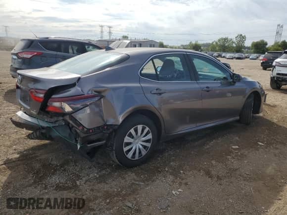 2023 Toyota Camry Hybrid LE with VIN 4T1C31AK8PU059323, listed as a Copart auction lot 72040395 with 31,361 mi miles and Salvage title. Bid and sale history available at DreamBid. Image 3.