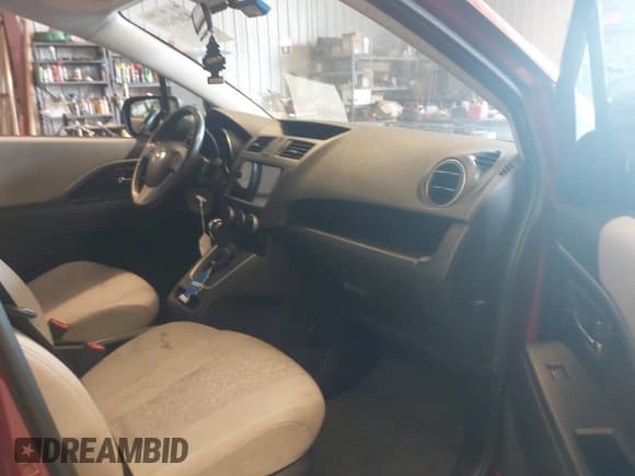✅ 2012 Mazda 5 Touring • VIN: JM1CW2CL3C0136544 • Lot: 42696240. Listed on IAAI with 77,400 mi. Free auction sales archive from the USA and detailed vehicle history report at DreamBid. Image 5.