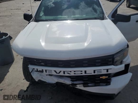 ✅ 2022 Chevrolet Silverado 1500 Custom • VIN: 3GCPYBEK0NG162615 • Lot: 61962565. Wystawiony na Copart z przebiegiem 102 319 mil. Bezpłatny archiwum sprzedaży aukcyjnych z USA i szczegółowy raport historii pojazdu na DreamBid. Zdjęcie 11.