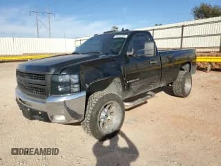 ✅ 2007 Chevrolet Silverado 2500HD Work Truck • VIN: 1GCHC24K27E583766 • Lot: 92220785. Wystawiony na Copart z przebiegiem 134 625 mil. Bezpłatny archiwum sprzedaży aukcyjnych z USA i szczegółowy raport historii pojazdu na DreamBid. Zdjęcie 1.
