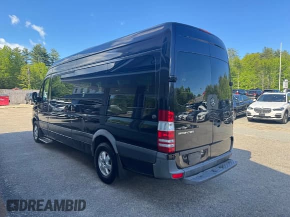 ✅ 2016 Mercedes-Benz Sprinter • VIN: 8BRPE8DD9GE126848 • Lot: 58771745. Listed on Copart with 92,945 mi. Free auction sales archive from the USA and detailed vehicle history report at DreamBid. Image 3.