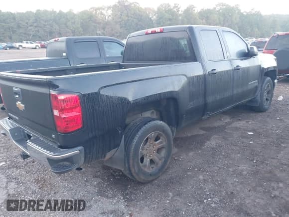 ✅ 2014 Chevrolet Silverado 1500 LT • VIN: 1GCRCREC0EZ395998 • Lot: 43401692. Listed on IAAI with 126,762 mi. Free auction sales archive from the USA and detailed vehicle history report at DreamBid. Image 4.