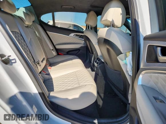 ✅ 2022 Genesis G70 3.3T • VIN: KMTG54TE2NU096830 • Лот: 71454495. Опубликован ранее на Copart с пробегом 53 219 миль. Бесплатный доступ к архиву аукционных продаж из США и подробный отчёт об истории автомобиля на DreamBid. Изображение 10.