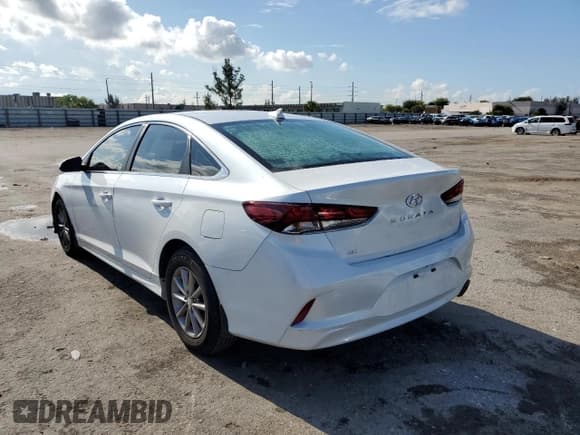 ✅ 2018 Hyundai Sonata SE • VIN: 5NPE24AFXJH682027 • Лот: 53957843. Опубликован ранее на Copart с пробегом 50 062 миль. Бесплатный доступ к архиву аукционных продаж из США и подробный отчёт об истории автомобиля на DreamBid. Изображение 2.