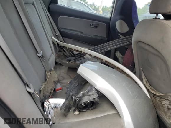 2010 Hyundai Elantra GLS z VIN KMHDU4AD2AU846389, wystawiony jako Copart lot #57623884 z przebiegiem Nie podano mil oraz Szkoda całkowita • Salvage title. Historia ofert i sprzedaży dostępna na DreamBid. Obrazek 10.