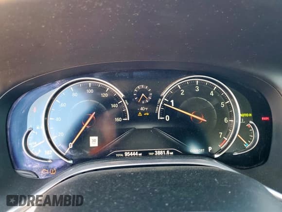 ✅ 2016 BMW 7 Series 740i • VIN: WBA7E2C53GG738618 • Лот: 82054445. Опубликован ранее на Copart с пробегом 95 444 миль. Бесплатный доступ к архиву аукционных продаж из США и подробный отчёт об истории автомобиля на DreamBid. Изображение 9.