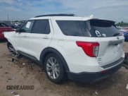 ✅ 2021 Ford Explorer XLT • VIN: 1FMSK7DH3MGB20878 • Lot: 42653007. Wystawiony na IAAI z przebiegiem Nie podano. Bezpłatny archiwum sprzedaży aukcyjnych z USA i szczegółowy raport historii pojazdu na DreamBid. Zdjęcie 3.