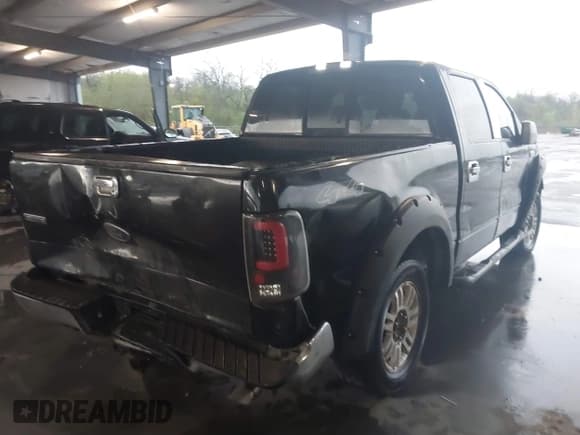 ✅ 2005 Ford F-150 XLT • VIN: 1FTPW14565KE76385 • Лот: 41846419. Опубликован ранее на IAAI с пробегом 219 361 миль. Бесплатный доступ к архиву аукционных продаж из США и подробный отчёт об истории автомобиля на DreamBid. Изображение 4.