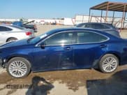 ✅ 2015 Lexus ES 330 • VIN: JTHBK1GGXF2160183 • Lot: 42327681. Wystawiony na IAAI z przebiegiem 178 319 mil. Bezpłatny archiwum sprzedaży aukcyjnych z USA i szczegółowy raport historii pojazdu na DreamBid. Zdjęcie 15.