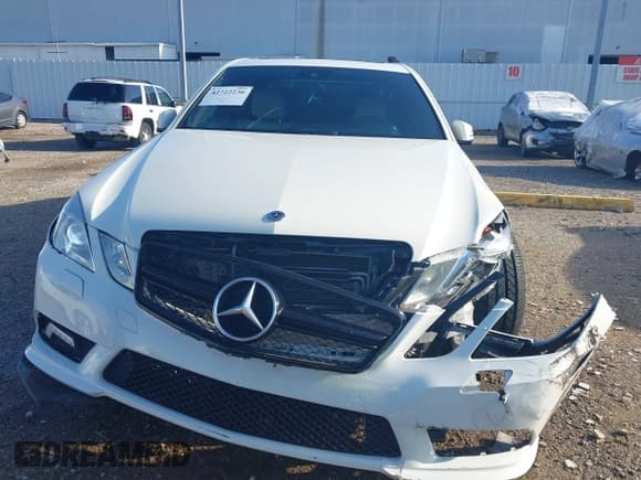 ✅ 2011 Mercedes-Benz E 550 Luxury • VIN: WDDHF7CB0BA290489 • Lot: 42722236. Listed on IAAI with 128,395 mi. Free auction sales archive from the USA and detailed vehicle history report at DreamBid. Image 12.