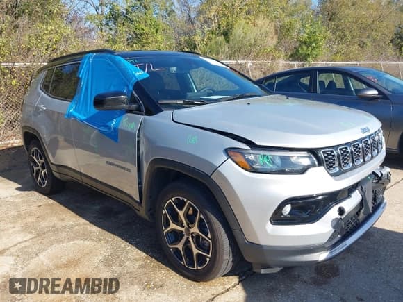 ✅ 2025 Jeep Compass Limited • VIN: 3C4NJDCN2ST613695 • Lot: 43774030. Wystawiony na IAAI z przebiegiem 7 217 mil. Bezpłatny archiwum sprzedaży aukcyjnych z USA i szczegółowy raport historii pojazdu na DreamBid. Zdjęcie 1.