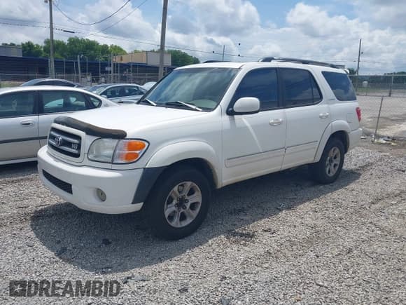 ✅ 2003 Toyota Sequoia Limited • VIN: 5TDZT38A43S203570 • Лот: 42648122. Опубликован ранее на IAAI с пробегом 354 278 миль. Бесплатный доступ к архиву аукционных продаж из США и подробный отчёт об истории автомобиля на DreamBid. Изображение 2.