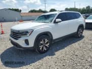 ✅ 2024 Volkswagen Atlas SE • VIN: 1V2DR2CA7RC554508 • Lot: 64174375. Listed on Copart with 17,136 mi. Free auction sales archive from the USA and detailed vehicle history report at DreamBid. Image 1.