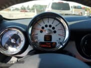 ✅ 2013 MINI Convertible • VIN: WMWZN3C52DT135399 • Лот: 80098405. Опубликован ранее на Copart с пробегом 78 652 миль. Бесплатный доступ к архиву аукционных продаж из США и подробный отчёт об истории автомобиля на DreamBid. Изображение 9.