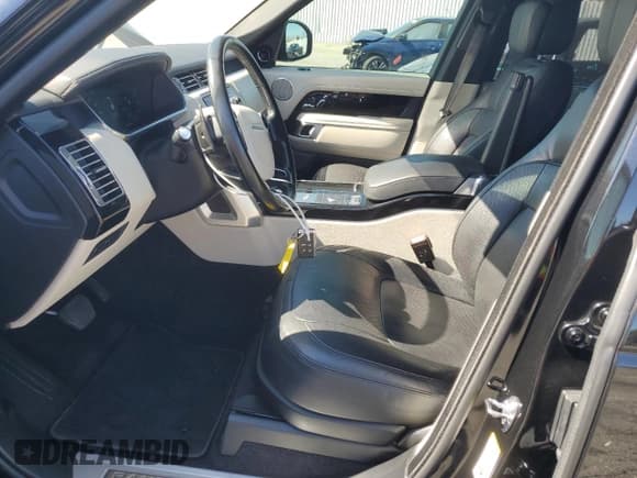 ✅ 2020 Land Rover Range Rover • VIN: SALGS5SE6LA598732 • Lot: 66047495. Wystawiony na Copart z przebiegiem 65 695 mil. Bezpłatny archiwum sprzedaży aukcyjnych z USA i szczegółowy raport historii pojazdu na DreamBid. Zdjęcie 7.