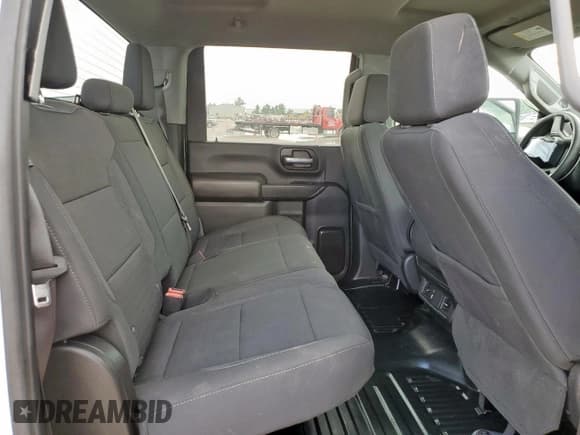 ✅ 2024 Chevrolet Silverado 2500HD Work Truck • VIN: 1GC4YLE79RF221902 • Лот: 68504645. Опубликован ранее на Copart с пробегом 26 974 миль. Бесплатный доступ к архиву аукционных продаж из США и подробный отчёт об истории автомобиля на DreamBid. Изображение 12.