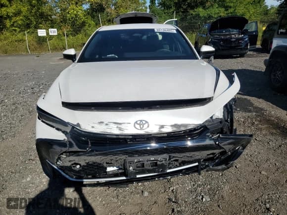 ✅ 2023 Toyota Crown XLE • VIN: JTDAAAAF6P3006971 • Lot: 80136405. Wystawiony na Copart z przebiegiem 19 605 mil. Bezpłatny archiwum sprzedaży aukcyjnych z USA i szczegółowy raport historii pojazdu na DreamBid. Zdjęcie 5.