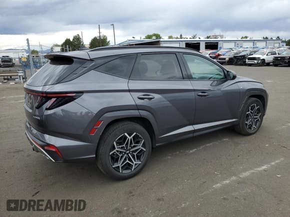 ✅ 2024 Hyundai Tucson N Line • VIN: KM8JFCD11RU155911 • Lot: 72155444. Wystawiony na Copart z przebiegiem 9 631 mil. Bezpłatny archiwum sprzedaży aukcyjnych z USA i szczegółowy raport historii pojazdu na DreamBid. Zdjęcie 3.