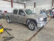 ✅ 2009 GMC Sierra 1500 • VIN: 2GTEK233X91109679 • Lot: 51445445. Wystawiony na Copart z przebiegiem 229 012 mil. Bezpłatny archiwum sprzedaży aukcyjnych z USA i szczegółowy raport historii pojazdu na DreamBid. Zdjęcie 4.