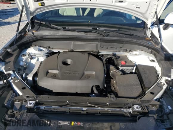 ✅ 2021 Volvo XC60 Momentum • VIN: YV4102DK4M1783395 • Lot: 70259135. Wystawiony na Copart z przebiegiem 23 061 mil. Bezpłatny archiwum sprzedaży aukcyjnych z USA i szczegółowy raport historii pojazdu na DreamBid. Zdjęcie 12.