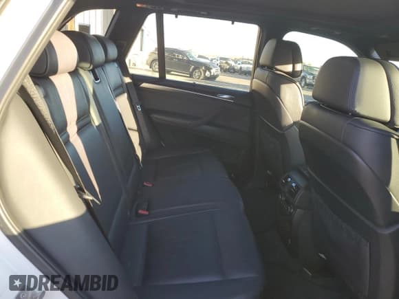 ✅ 2013 BMW X5 xDrive50i • VIN: 5UXZV8C5XDL899340 • Лот: 85399845. Опубликован ранее на Copart с пробегом 175 095 миль. Бесплатный доступ к архиву аукционных продаж из США и подробный отчёт об истории автомобиля на DreamBid. Изображение 10.