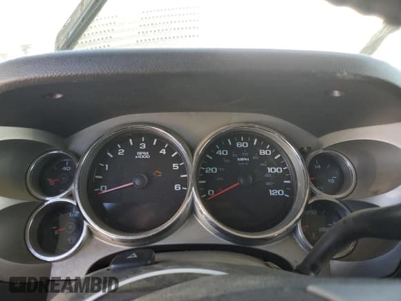 ✅ 2007 Chevrolet Silverado 2500HD 1LT • VIN: 1GCHK23K97F550519 • Лот: 70273245. Опубликован ранее на Copart с пробегом Не указан. Бесплатный доступ к архиву аукционных продаж из США и подробный отчёт об истории автомобиля на DreamBid. Изображение 9.